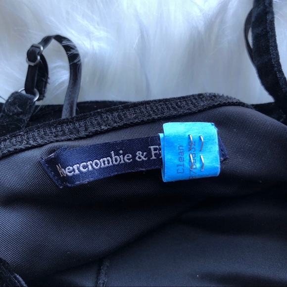 Abercrombie & Fitch Velvet Tie Front Jumpsuit - Picture 4 of 7